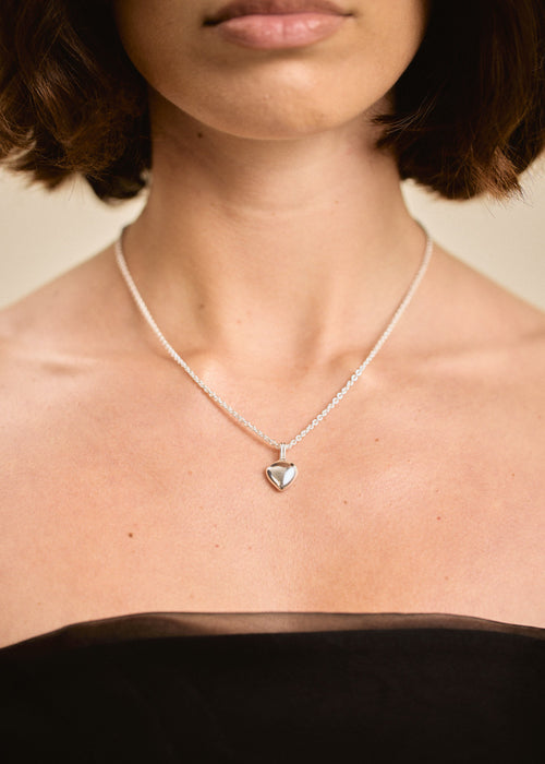 Forma Pendant Necklace Small